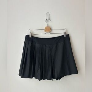 Lole black pleated athletic skirt